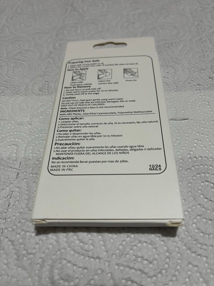 Beyaz Işıltılı Takma Tırnak Seti - Görsel 2