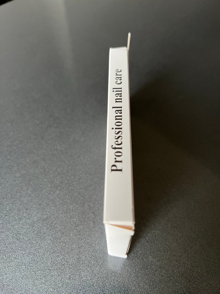 Kırmızı Desenli Tırnak Süslemeleri - Görsel 3