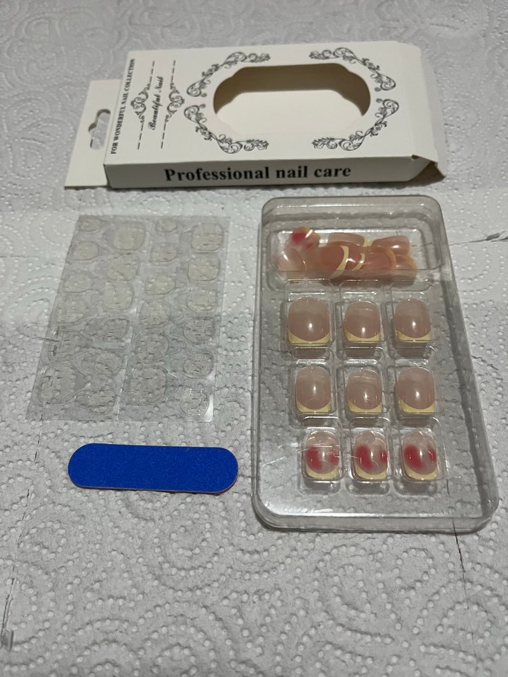 Beyaz Tırnak Süsleri Seti - Görsel 4