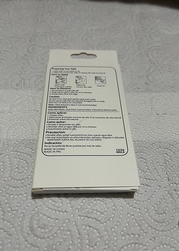 Kırmızı Fiyonk Detaylı Takma Tırnak Seti - Görsel 2