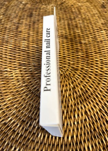 Bej Renkli Tırnak Süslemeleri - Görsel 3