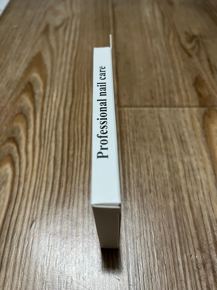 Pastel Beyaz Çiçek Desenli Takma Tırnak Seti - Görsel 3