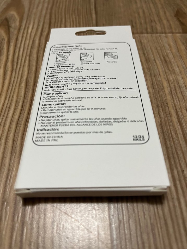 Bej Renkli Şeffaf Tırnak Süsleri - Görsel 2