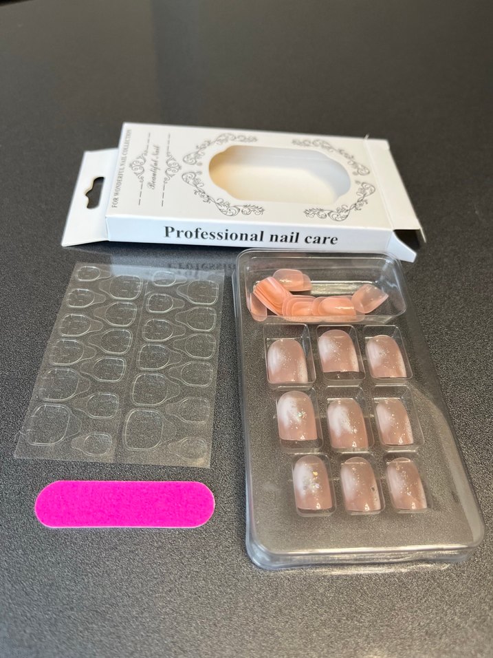 Bej Renkli Takma Tırnak Seti - Görsel 4