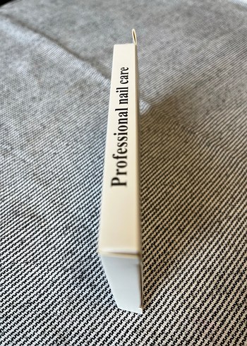 Koyu Bej Tırnak Süsleri - Görsel 3