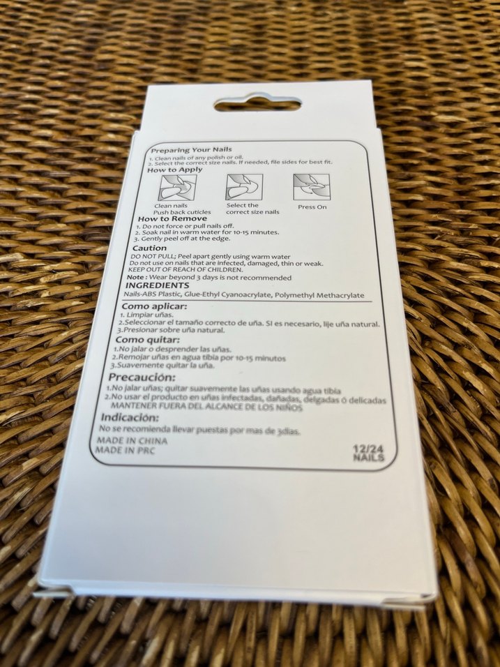 Koyu Renkli Çok Renkli Tırnak Süsleri - Görsel 2