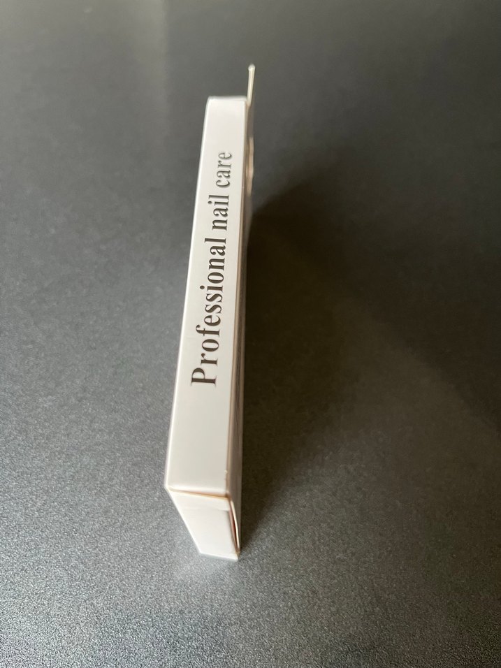 Pastel Beyaz Takma Tırnak Seti - Görsel 3