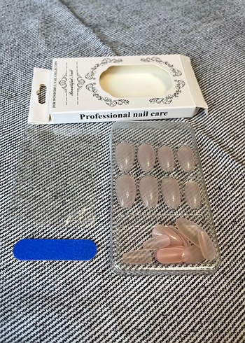 Beyaz Takma Tırnak Seti - Görsel 4