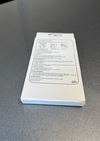 Pastel Renkli Çiçek Desenli Tırnak Süsleri - Görsel 2