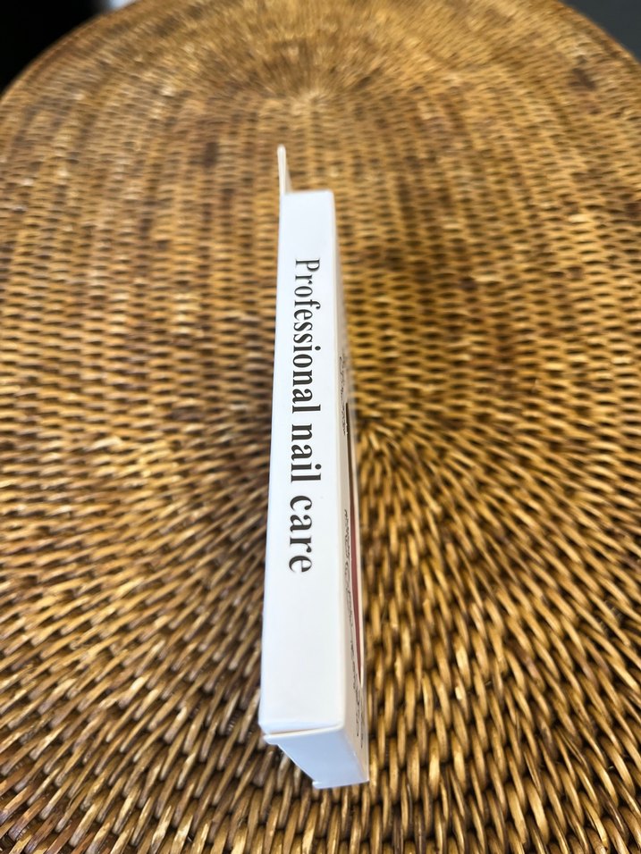 Pastel Beyaz Çiçekli Takma Tırnak Seti - Görsel 3