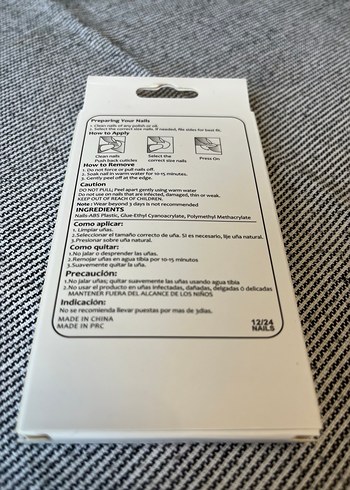 Renkli Kırmızı Tırnak Süsleri - Görsel 2