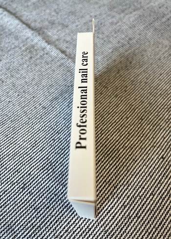 Bej Tonlarda Tırnak Süslemeleri - Görsel 3