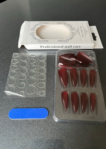 Bordo Renkli Takma Tırnak Seti - Görsel 4