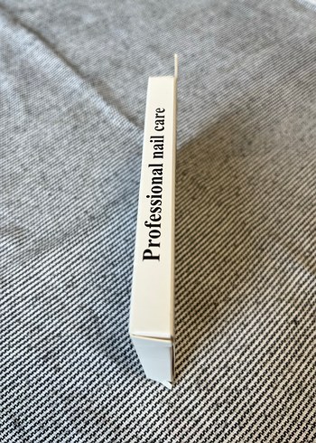 Bordo Renkli Tırnak Süslemeleri - Görsel 3