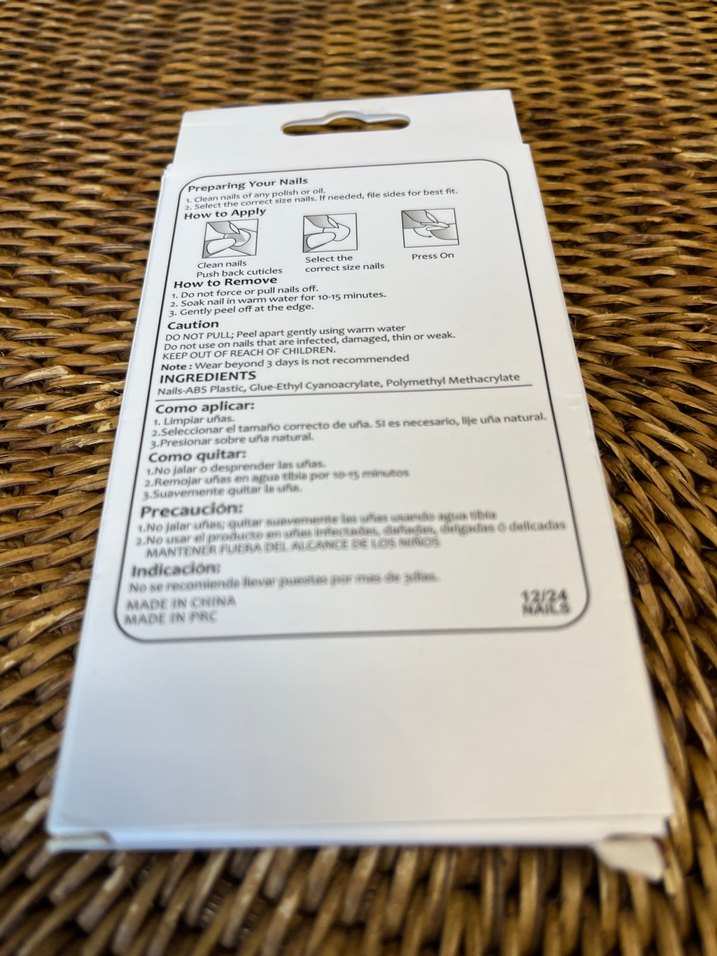 Kahverengi Desenli Takma Tırnak Seti - Görsel 2