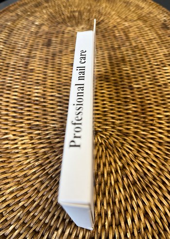 Pastel Pembe Taşlı Tırnak Süsleri - Görsel 3