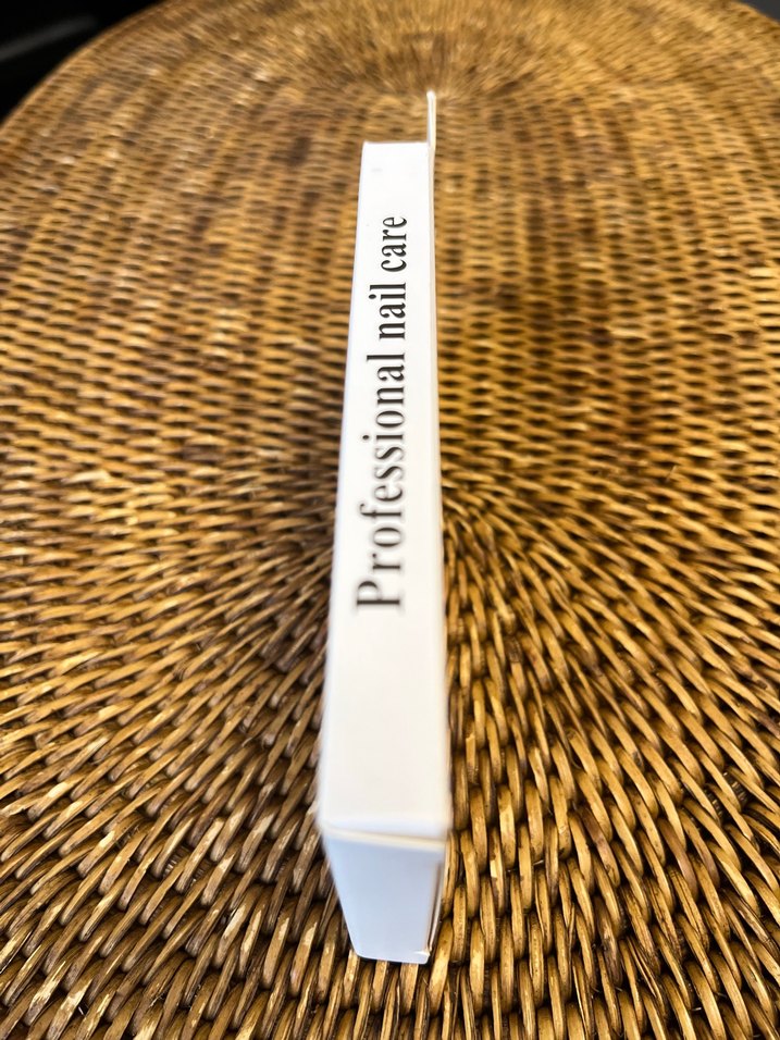 Bej Renkli Tırnak Süslemeleri - Görsel 3