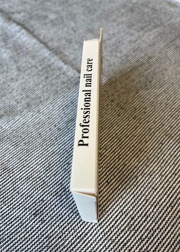 Bordo Çiçek Desenli Tırnak Süslemeleri - Görsel 3