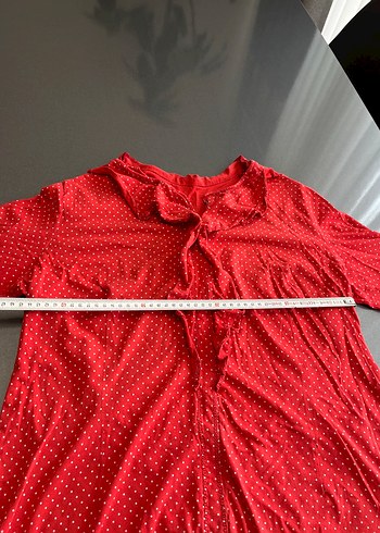 Kısa Kollu Kırmızı  Bluzu - Görsel 3