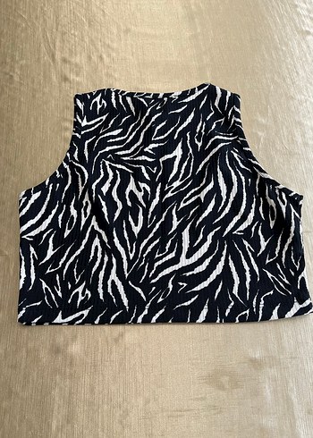 Zebra Desenli Yüksek Yakalı Crop Top - Görsel 5