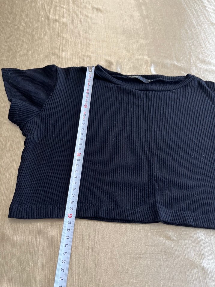 Siyah Kısa Kollu Kadın Crop Top - Görsel 2