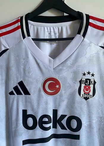 Beşiktaş 2024/25 Sezonu Deplasman Forması - Yeni Gibi / XL Beden - Görsel 2