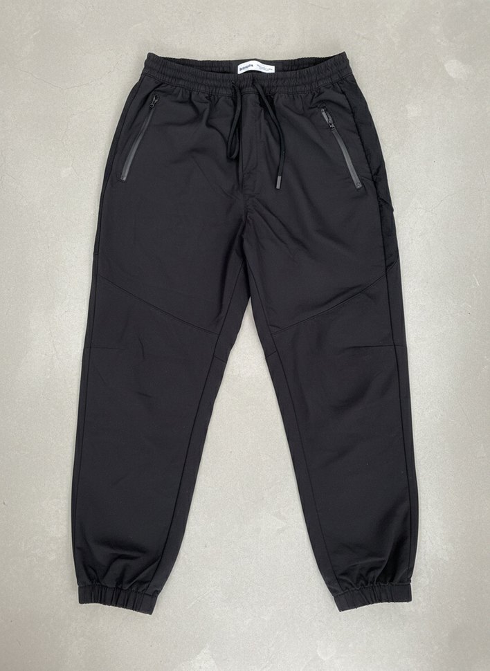 Bershka Teknik/Paraşüt Kumaş Outdoor Jogger Erkek - Görsel 4