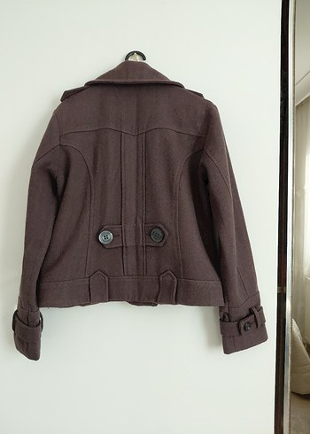 Düğmeli Kısa Kahverengi Kaban - Görsel 7