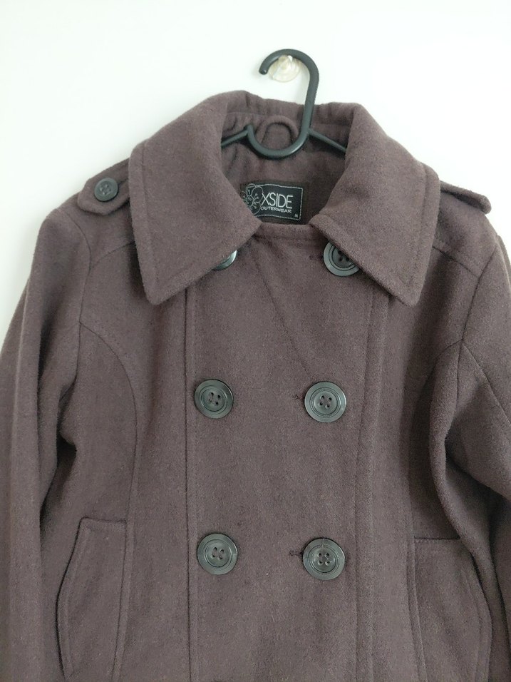 Düğmeli Kısa Kahverengi Kaban - Görsel 4