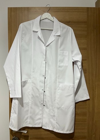 Beyaz doktor önlüğü - Görsel 3