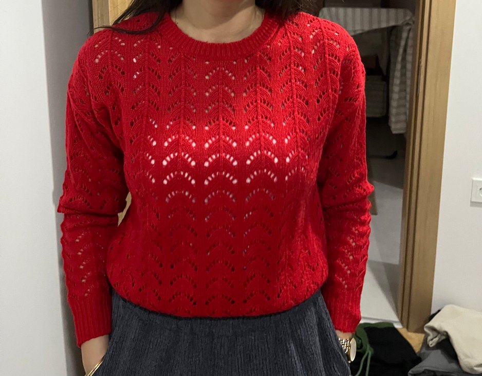 Kadın Kırmızı Nakışlı Örgü Kazak - Görsel 3