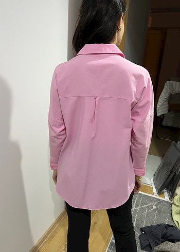 Pembe Düğmeli Salaş Gömlek - Görsel 3