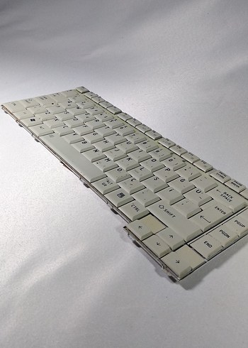 Toshiba Laptop Klavye - Görsel 4