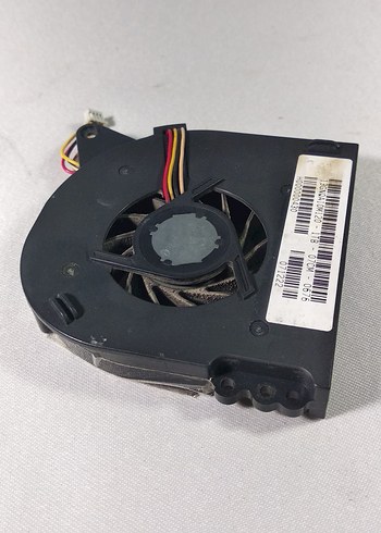 Beden Toshiba Laptop Soğutucu Fanı