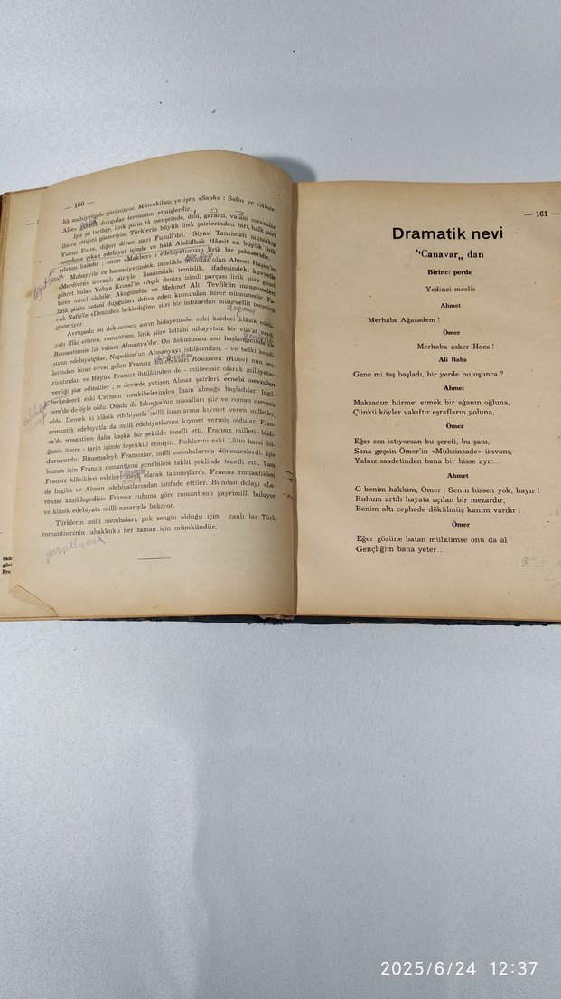 1942 İstanbul Basımı Edebiyat Kitabı - Görsel 4