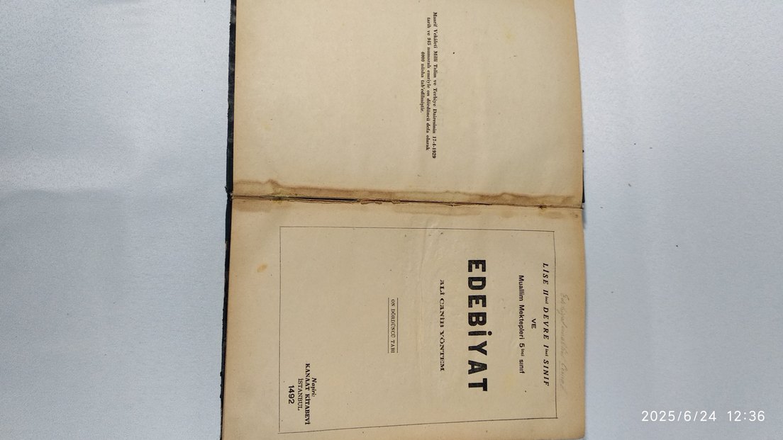 1942 İstanbul Basımı Edebiyat Kitabı - Görsel 3