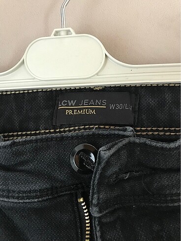 30 Beden siyah Renk LC Waikiki sıfır premium kot pantolon