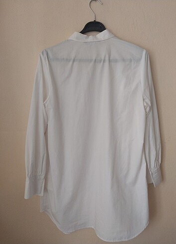 40 Beden Beyaz gömlek 