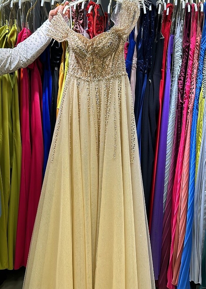 Nişan elbisesi  - Görsel 4