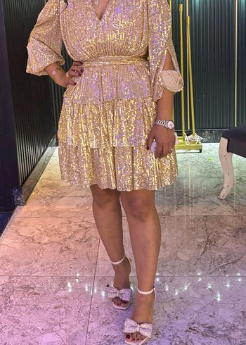 Altın Renk Mini V Yaka Uzun Kollu Elbise - Görsel 3