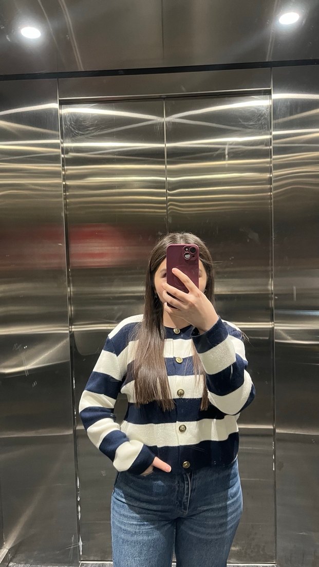 Düğmeli Çizgili Kadın Mini Hırka - Görsel 3