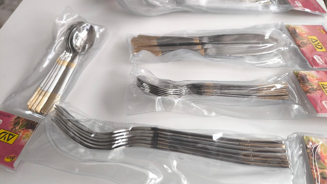 Gri ve yaldız detaylı,desenli, 6'lı, 36 parça kaşık çatal seti - Görsel 5