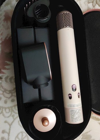 Dyson Saç Şekillendirici pembe, mor, bordo ve lacivert - Görsel 7