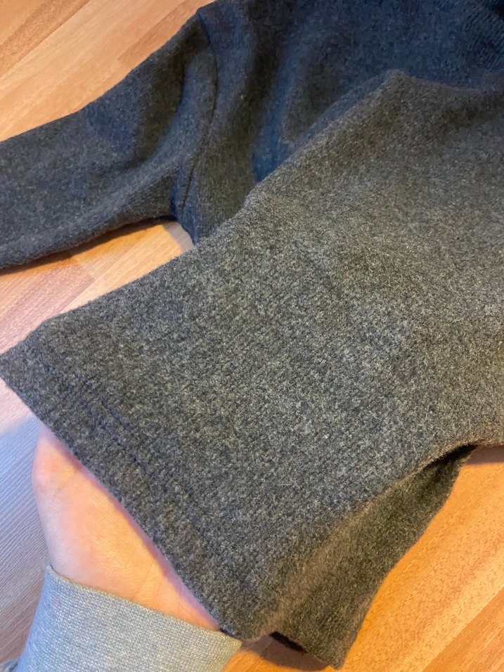 Gri Mini Kadın Kazak - Görsel 4