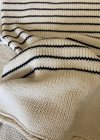 Çizgili Beyaz Kadın Triko Kazak - Görsel 3