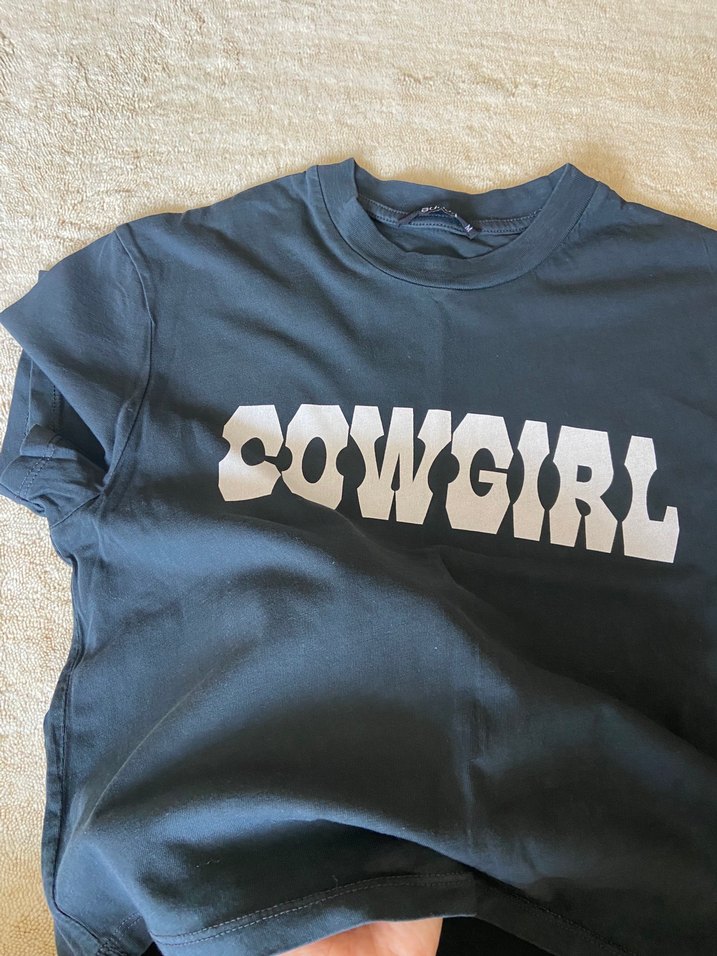 Siyah Baskılı Mini Crop Tişört - Görsel 5