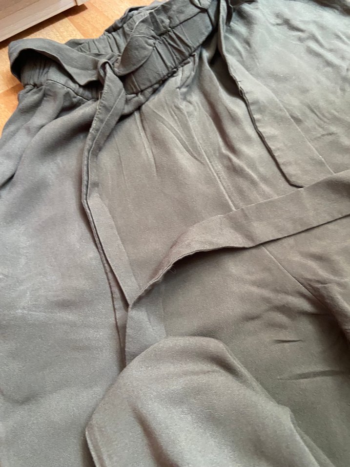 Haki Kadın Kemerli Rahat Kumaş Pantolon - Görsel 4