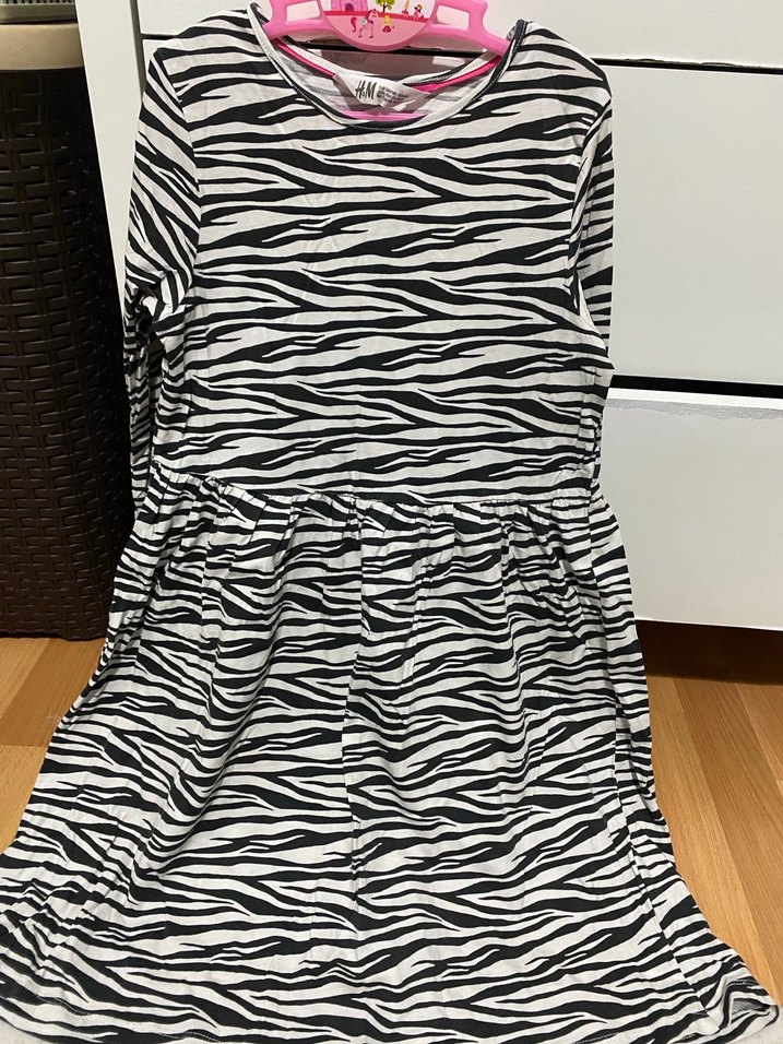 Uzun Kollu Puantiyeli Gri Kız Elbisesi - Görsel 3