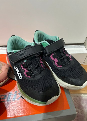 Kız Çocuk Renkli Cırtlı Spor Ayakkabı - Görsel 3