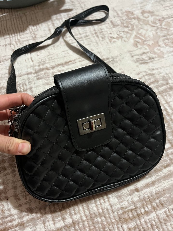 Siyah Deri Kapitone Kadın Çanta - Görsel 2